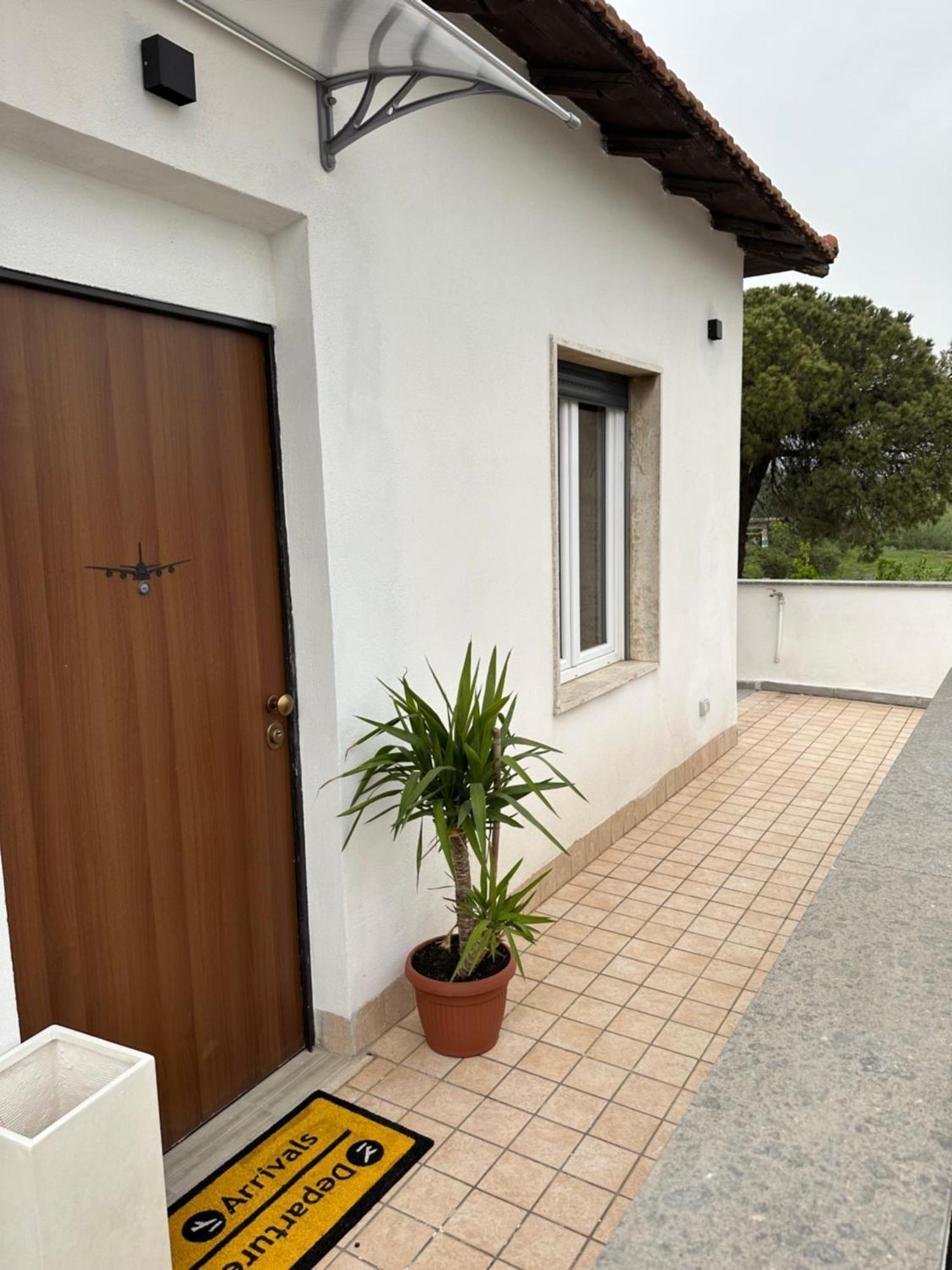 Fcoairporthouse Apartment Fiumicino Exterior photo